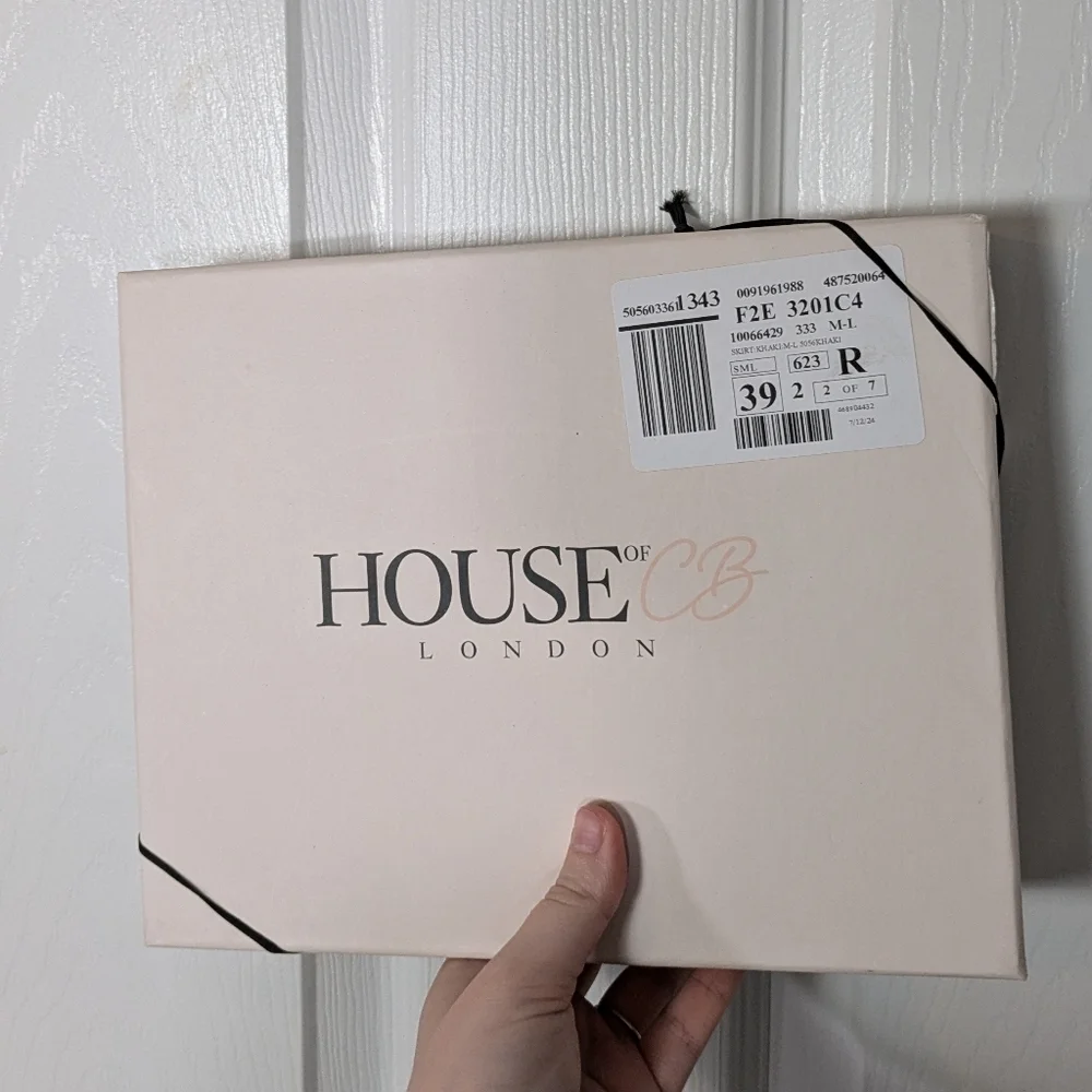 NWT House‎ of CB Shahla Seamless Knit Khaki Green Pencil Skirt in Box Size M/L